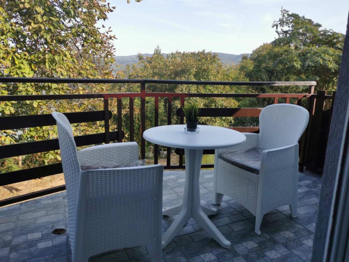 Kuca Za Odmor-Zelena Oaza Hotel Golubac Buitenkant foto