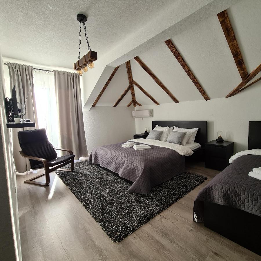 Kuca Za Odmor-Zelena Oaza Hotel Golubac Buitenkant foto