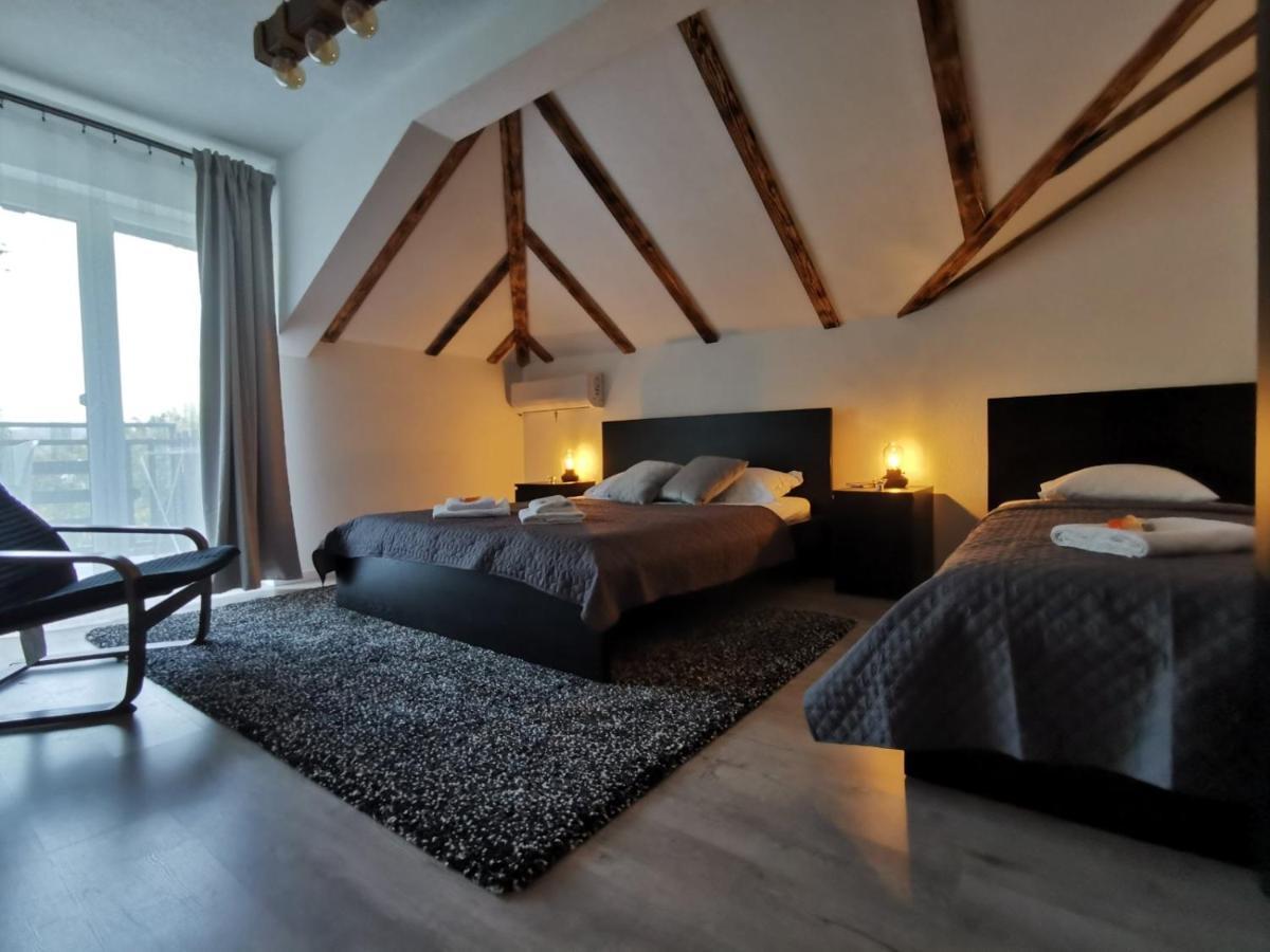 Kuca Za Odmor-Zelena Oaza Hotel Golubac Buitenkant foto