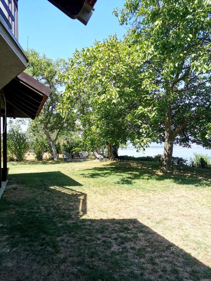 Kuca Za Odmor-Zelena Oaza Hotel Golubac Buitenkant foto