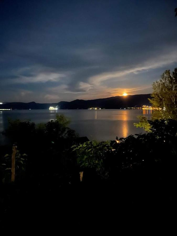 Kuca Za Odmor-Zelena Oaza Hotel Golubac Buitenkant foto